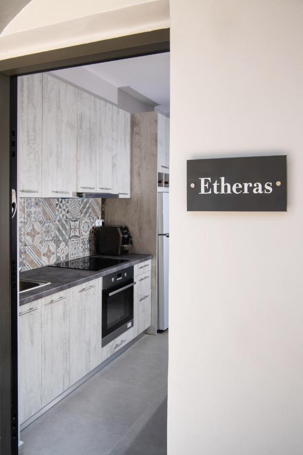Etheras Nikiana Exteriör bild